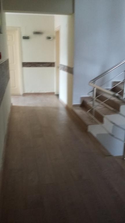 מרמריס George & Dragon Beach Hotel מראה חיצוני תמונה